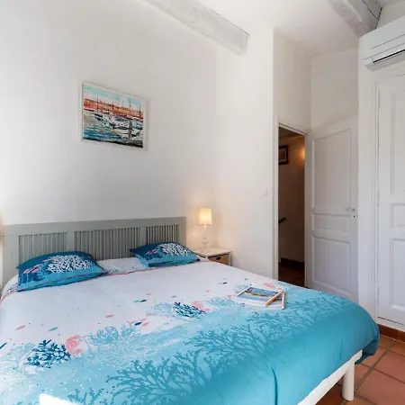 Holiday Castel Haussmann-3