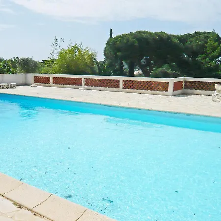 Holiday Castel Haussmann-3 Holiday home *