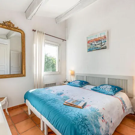 Holiday Castel Haussmann-3 Holiday home *